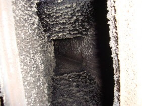 Καμινάδα τζακιού πριν τον καθαρισμό 2